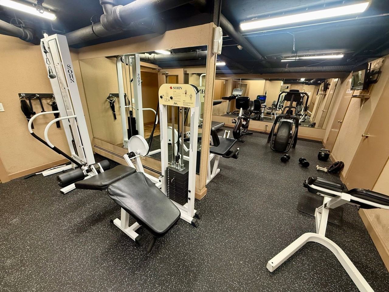 2121 S. Wolf Road - Photo 7 of 23