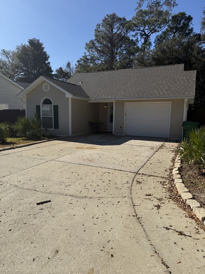 99 Opp Blvd Ne #1 - Photo 2 of 37