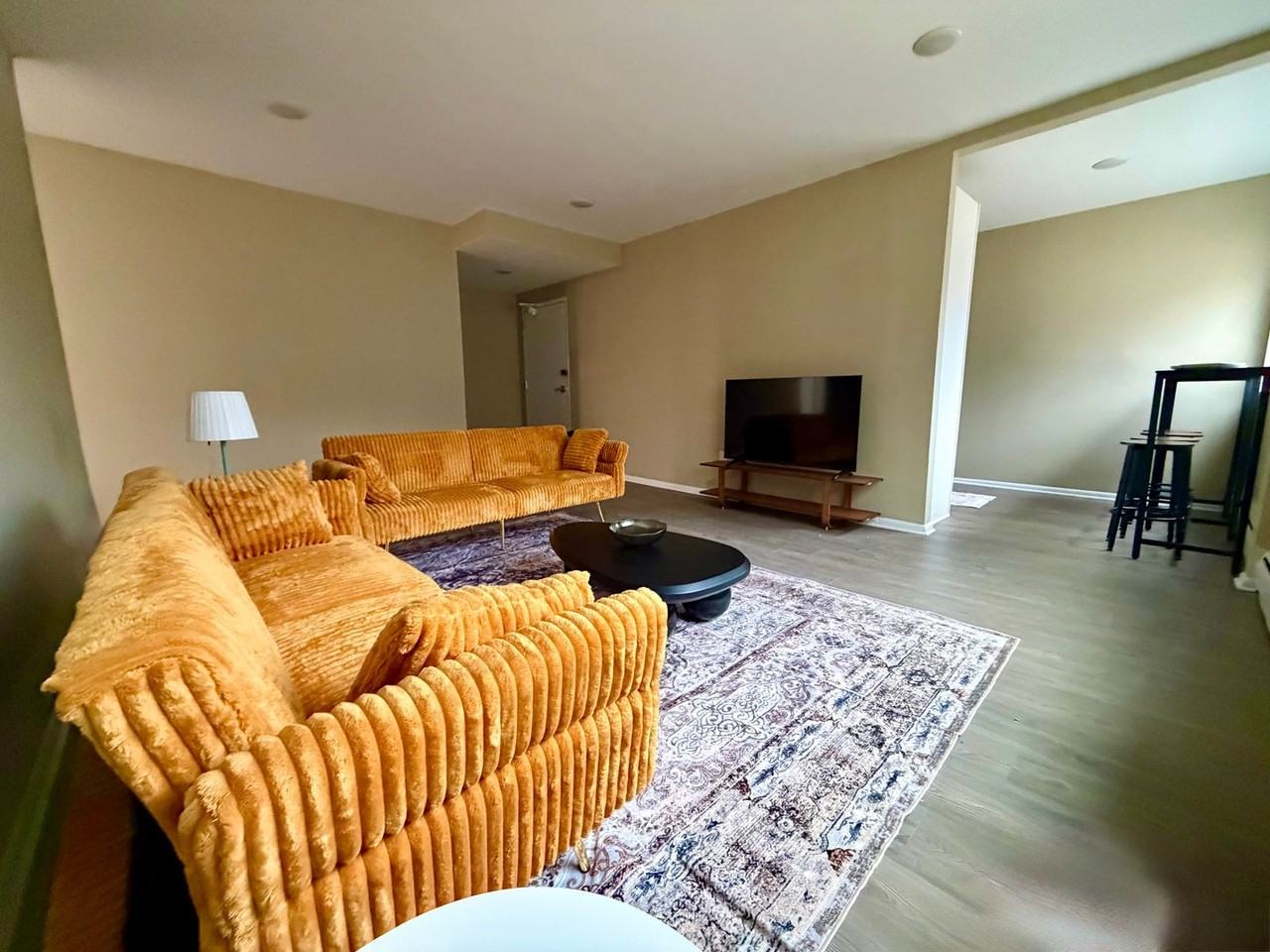 The Thomas - Photo 2 of 14