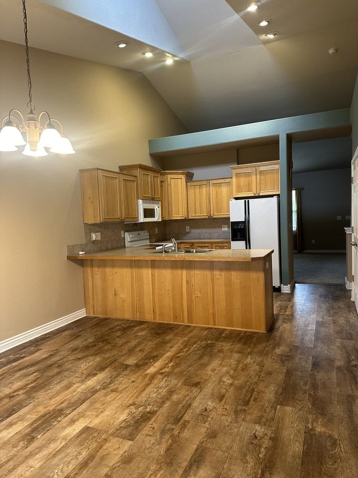 3610 Portofino Ave #1 - Photo 4 of 21