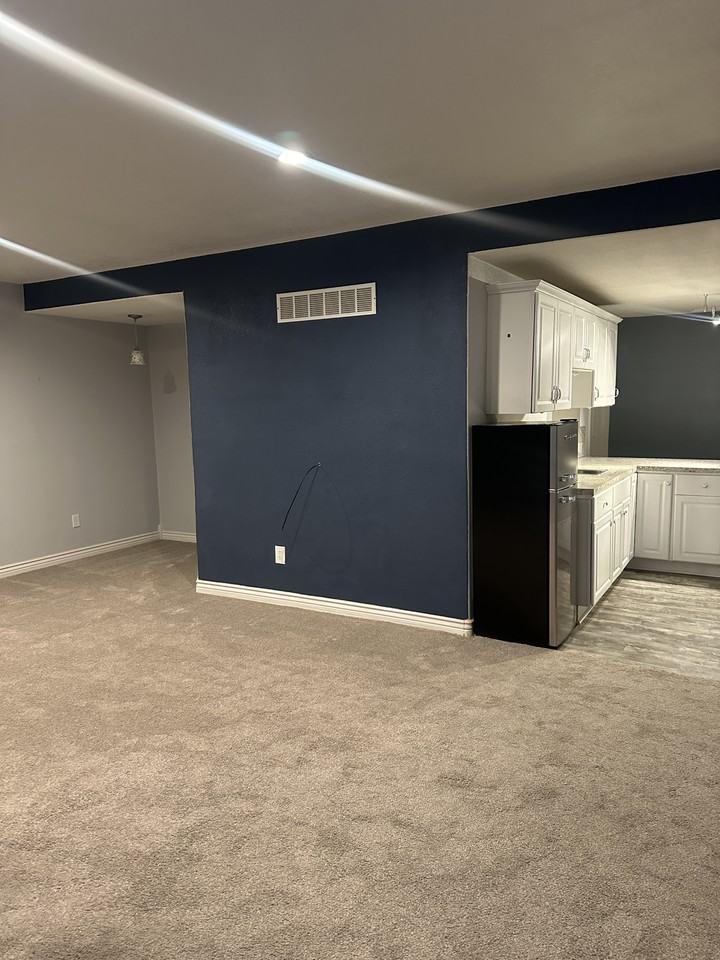 3610 Portofino Ave #1 - Photo 7 of 21