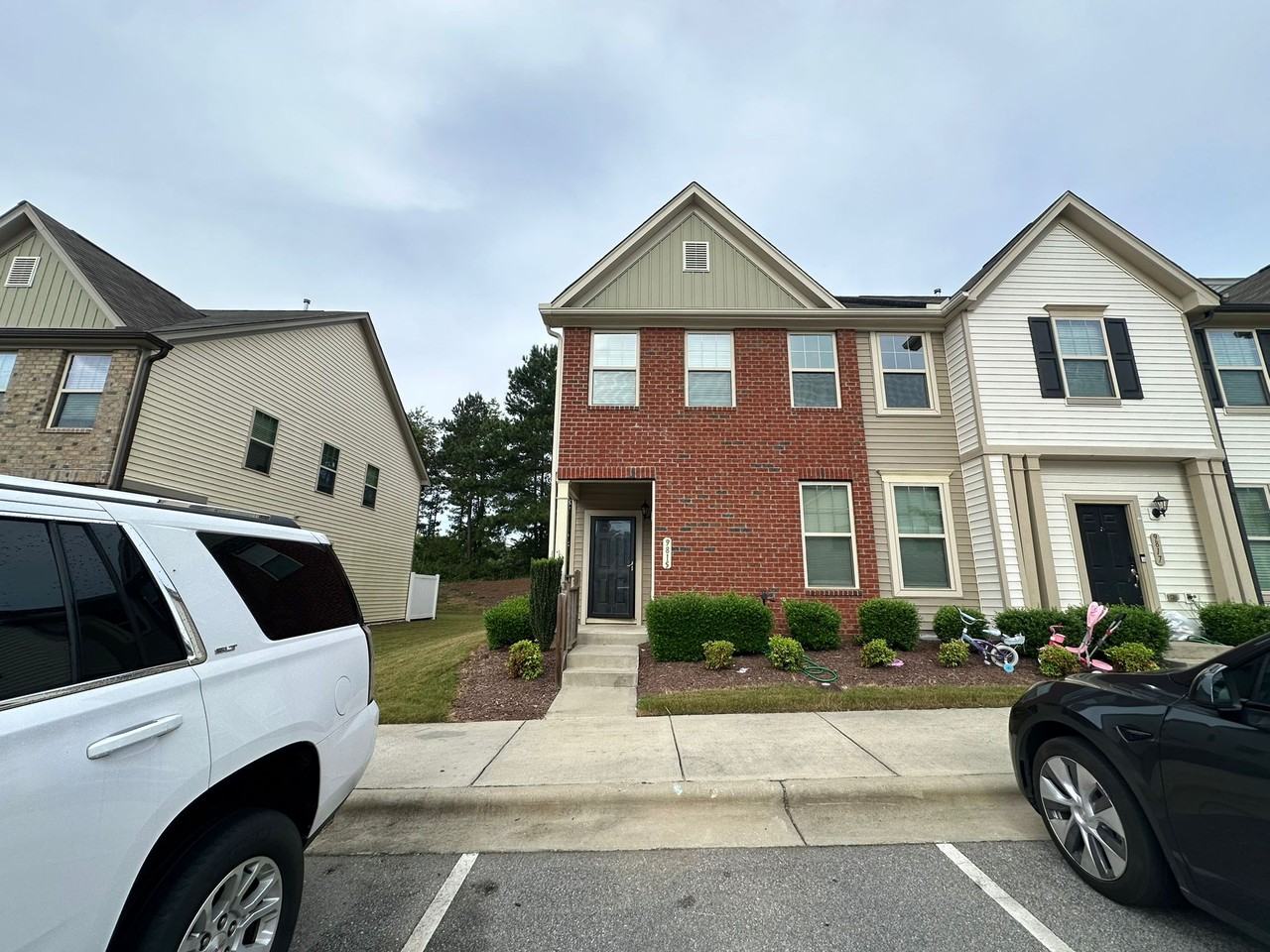 9815 Sweet Basil Dr #1 - Photo 2 of 31