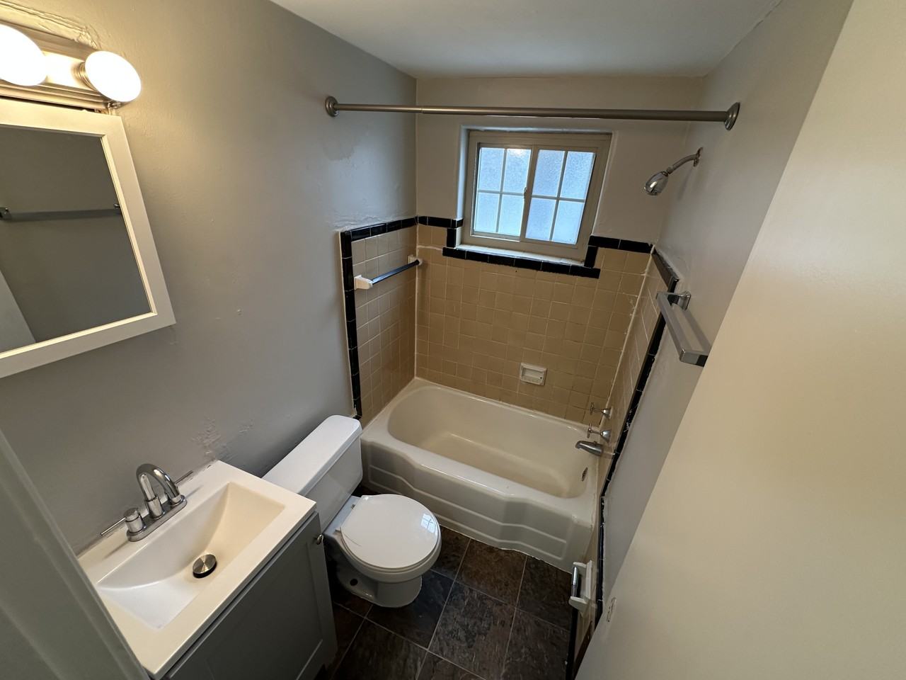 111 MOUNT LEBANON BOULEVARDAPT 16 #16 - Photo 6 of 7