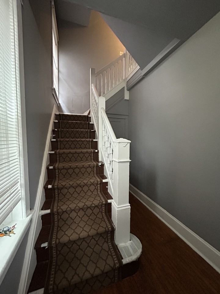 301 11th St 2nd Fl #2ndFL - Photo 2 of 8