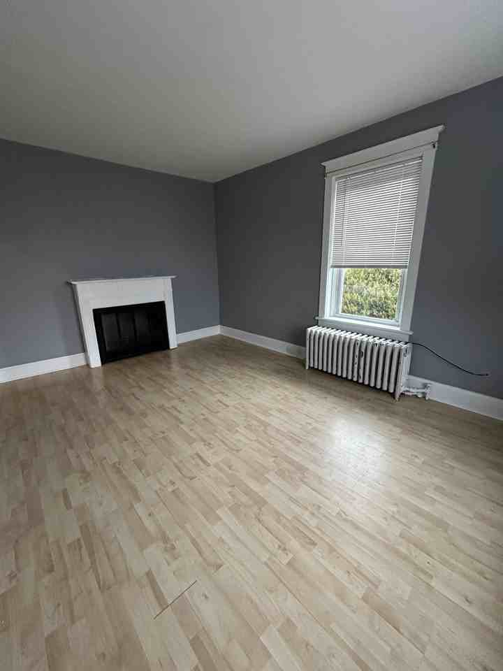 301 11th St 2nd Fl #2ndFL - Photo 3 of 8