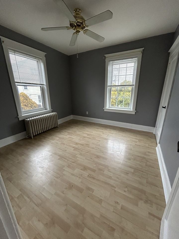 301 11th St 2nd Fl #2ndFL - Photo 7 of 8