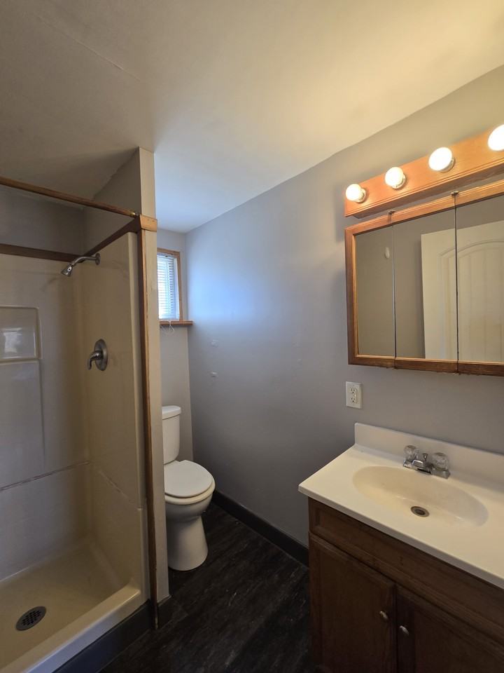 938 N Broadway Ave #1 - Photo 5 of 7