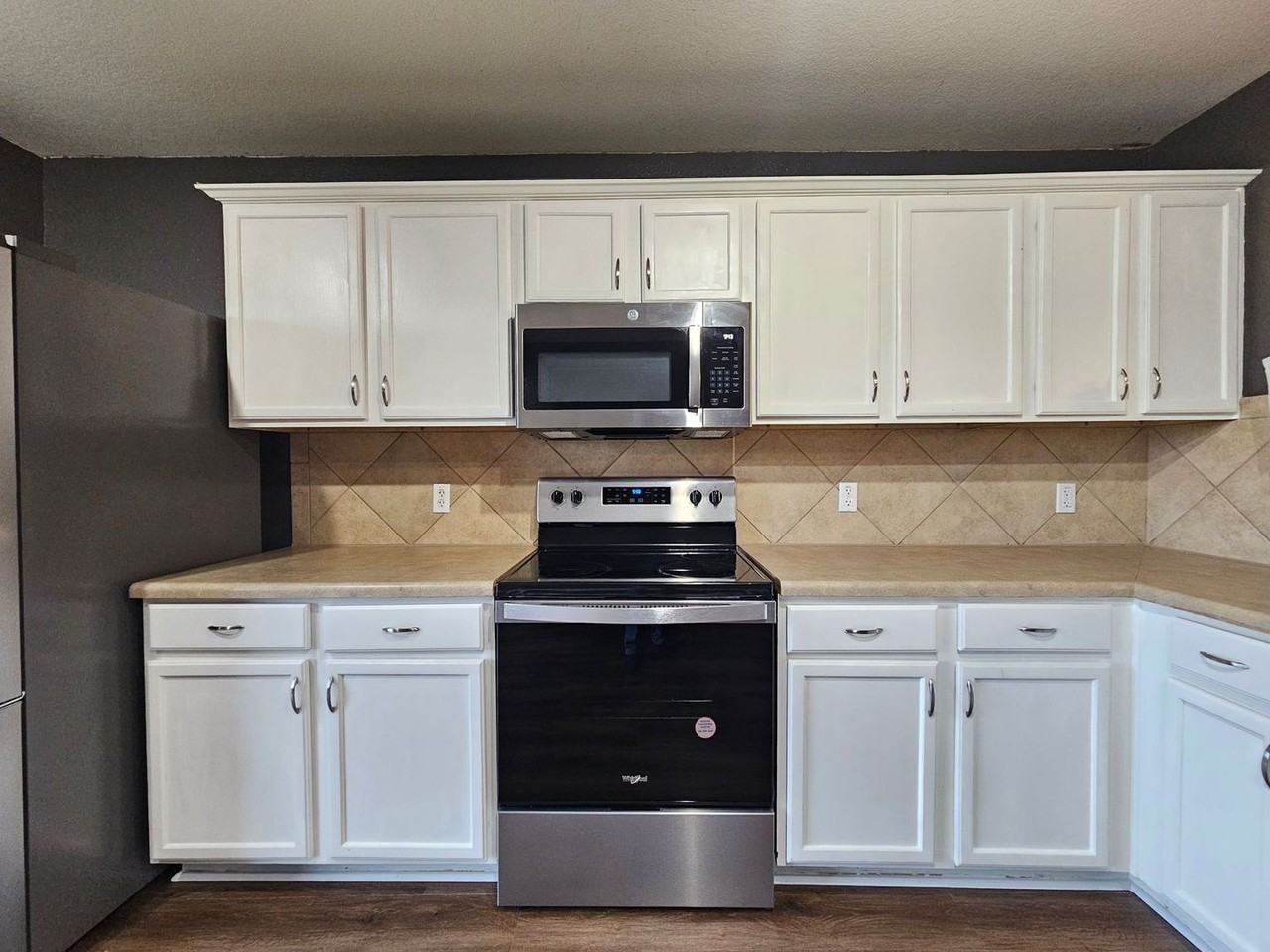 601 Perseus - Photo 3 of 30