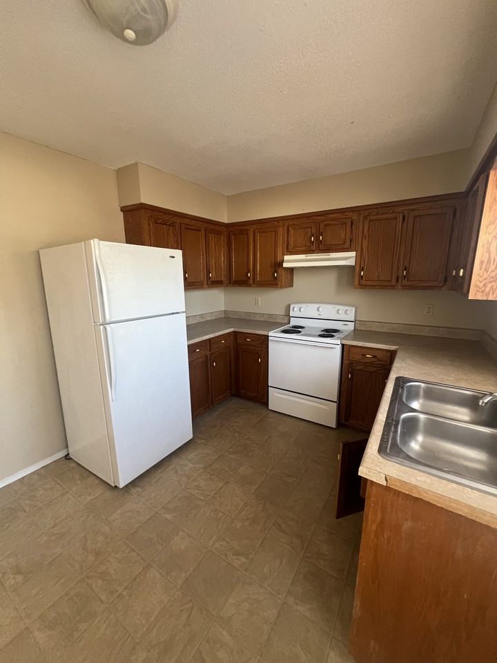 20600 Sedalia Road A - New - 1 #1 - Photo 4 of 7