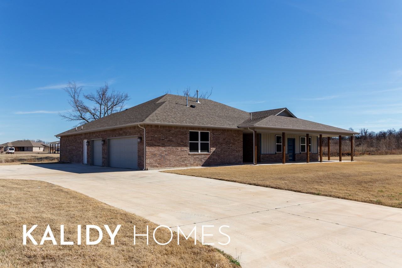 306 Kirks Holw #1 - Photo 3 of 50