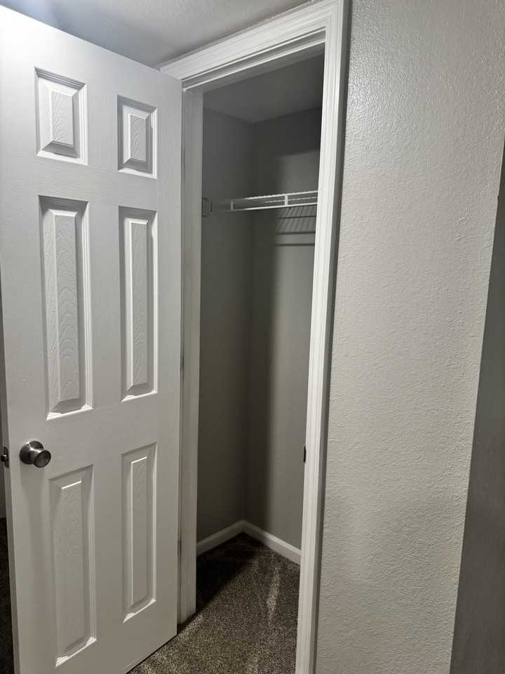 1351 Woodman Dr.-101Countryview Estates #1351-101 - Photo 7 of 10