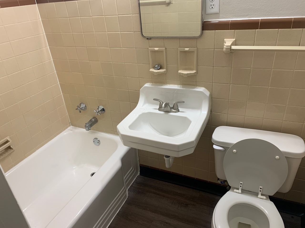 1009 Garfield Ave #4 - Photo 7 of 10