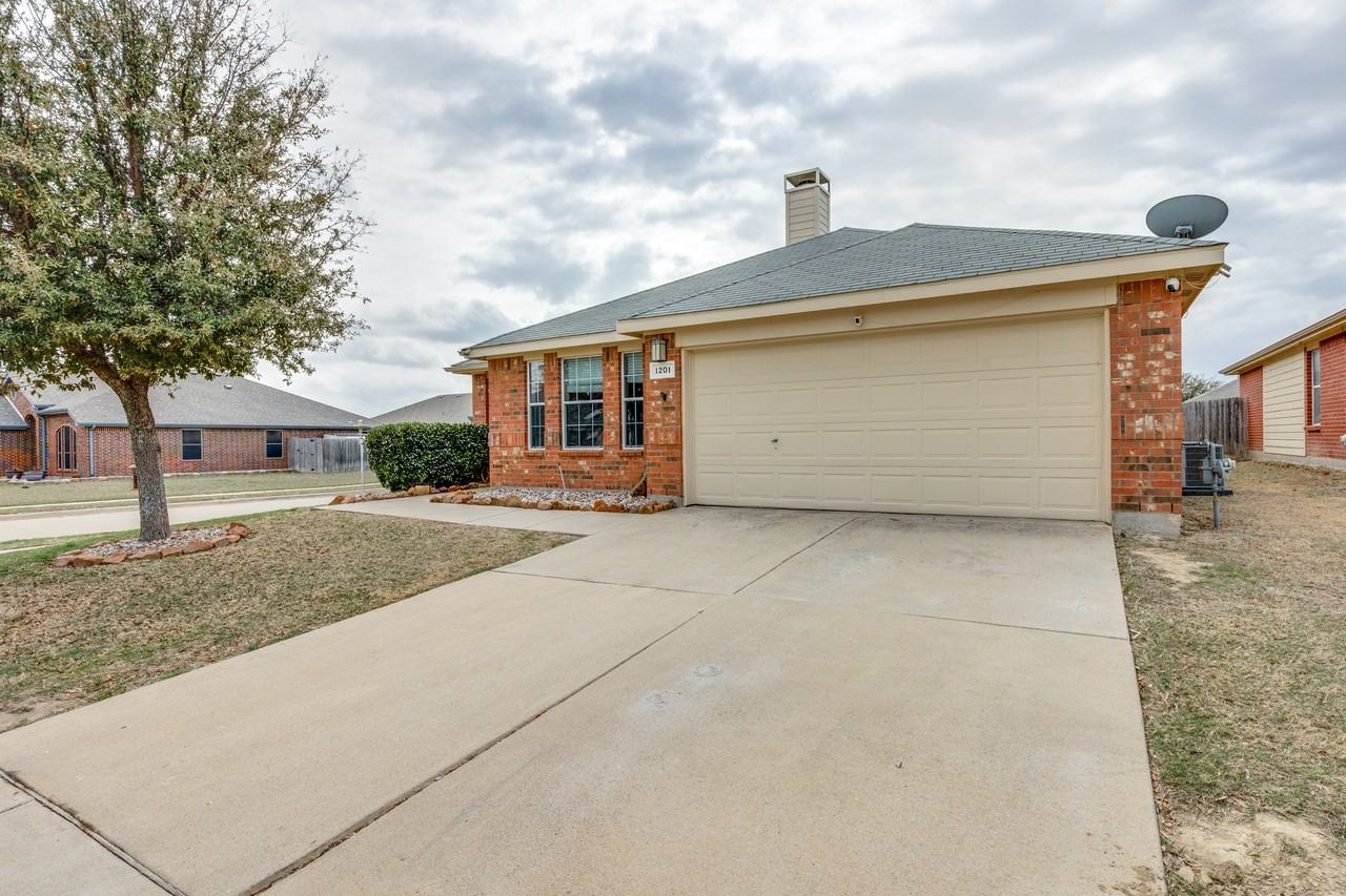 1201 Roping Reins Way #1 - Photo 4 of 26