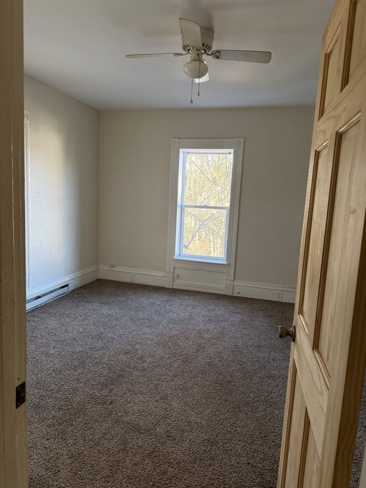 121 Williams St #2 - Photo 7 of 9