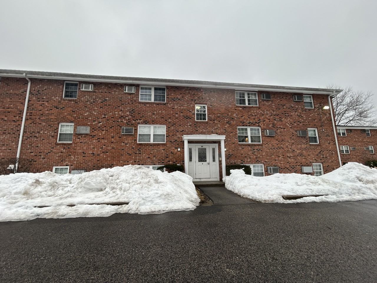 89 Pleasant Street - 1Unit C11 #1 - Photo 2 of 2