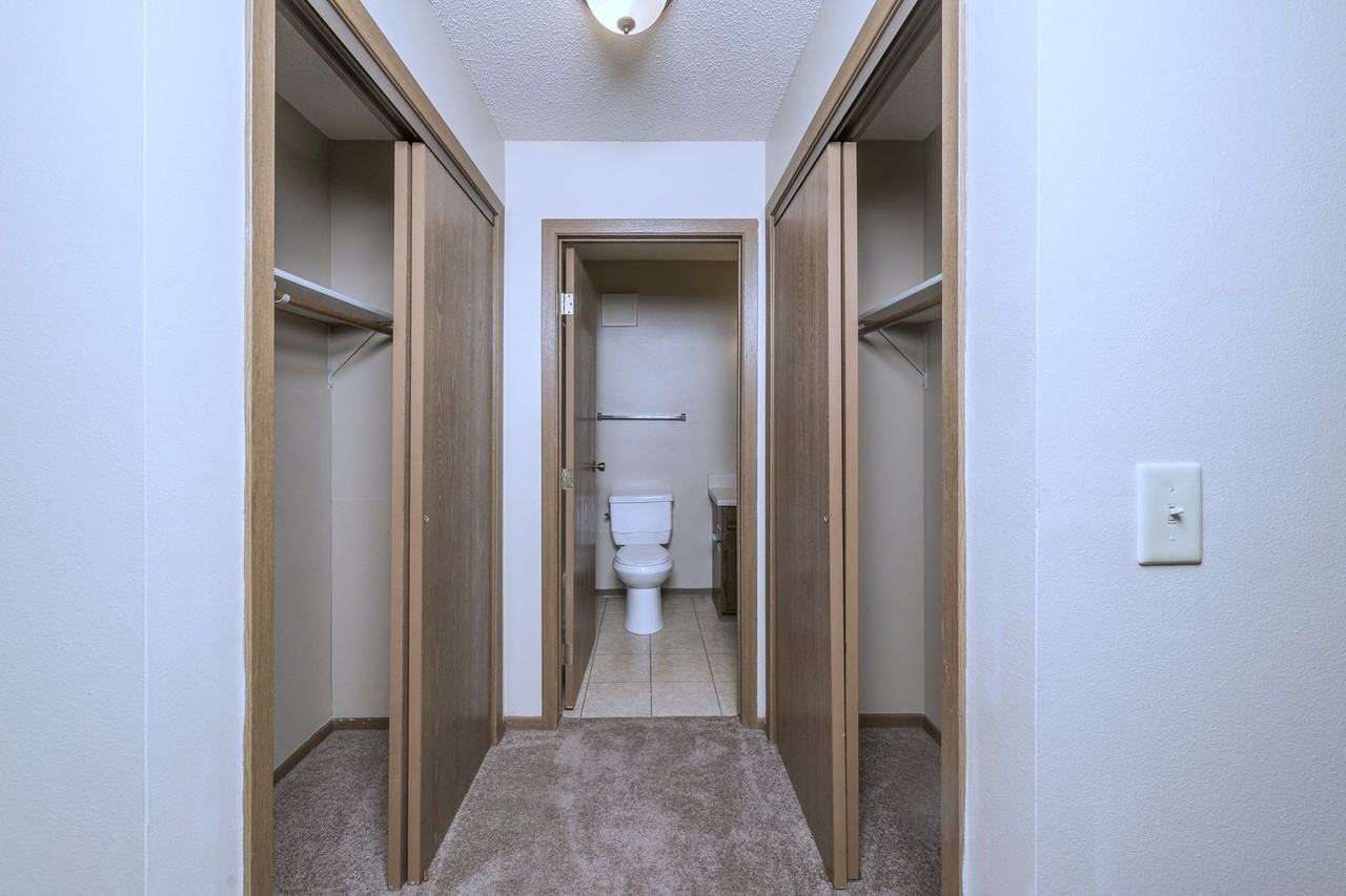 Oxbow Estates - Photo 7 of 20