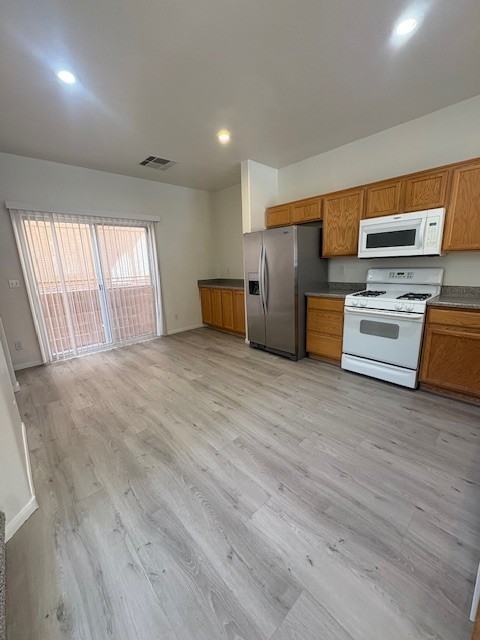 6389 Walden Pond Ct #1 - Photo 3 of 11