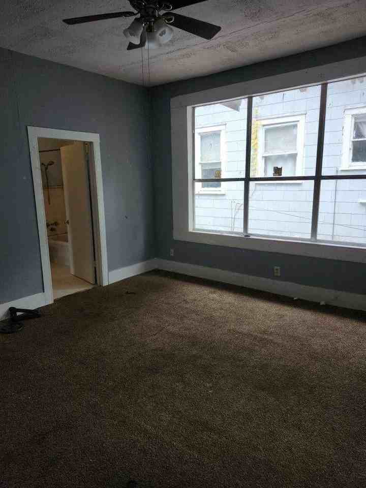 621 Merrick St #621 - Photo 4 of 32