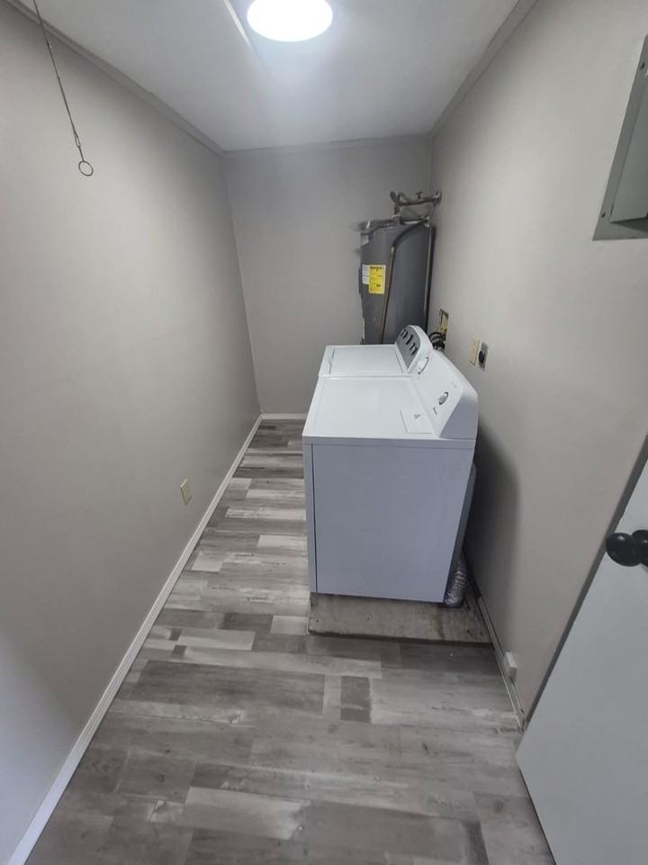 Amhurst Apartments - Photo 5 of 14