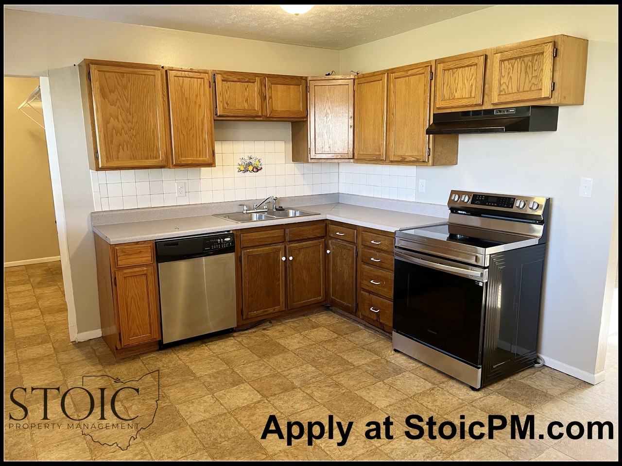 3699 Laguna Dr #3 - Photo 2 of 14