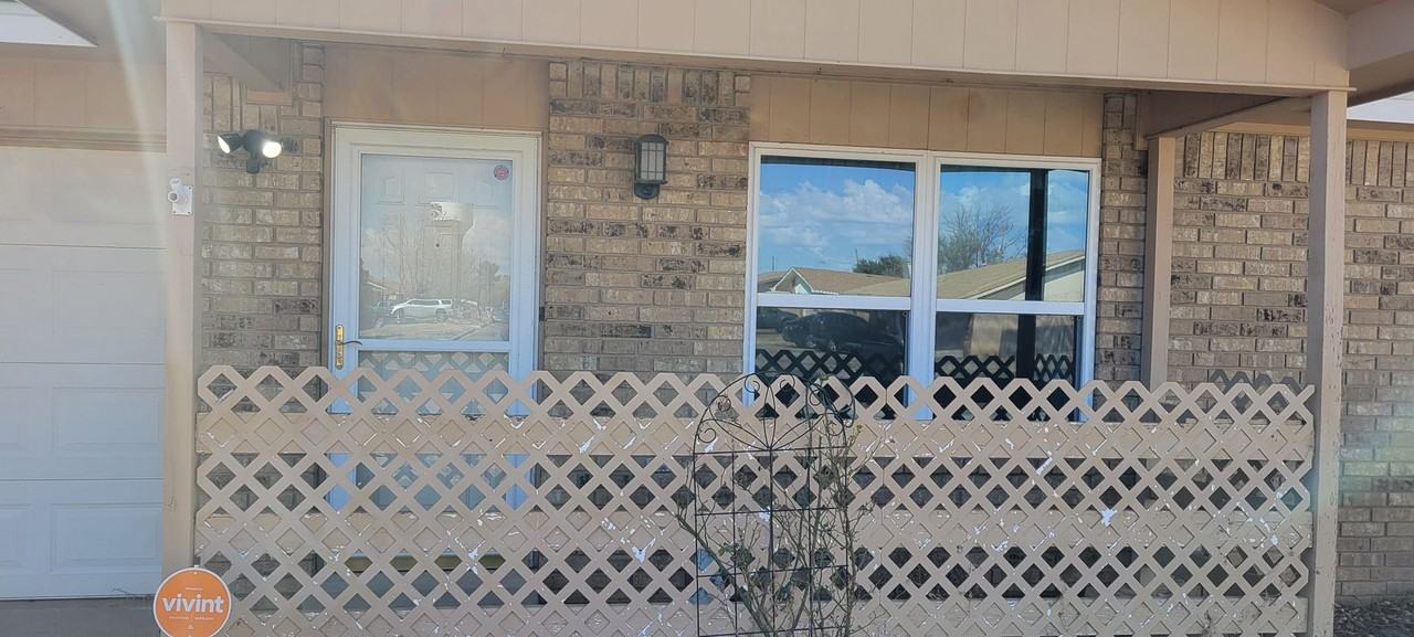 617 Corrales Rd - Photo 2 of 27