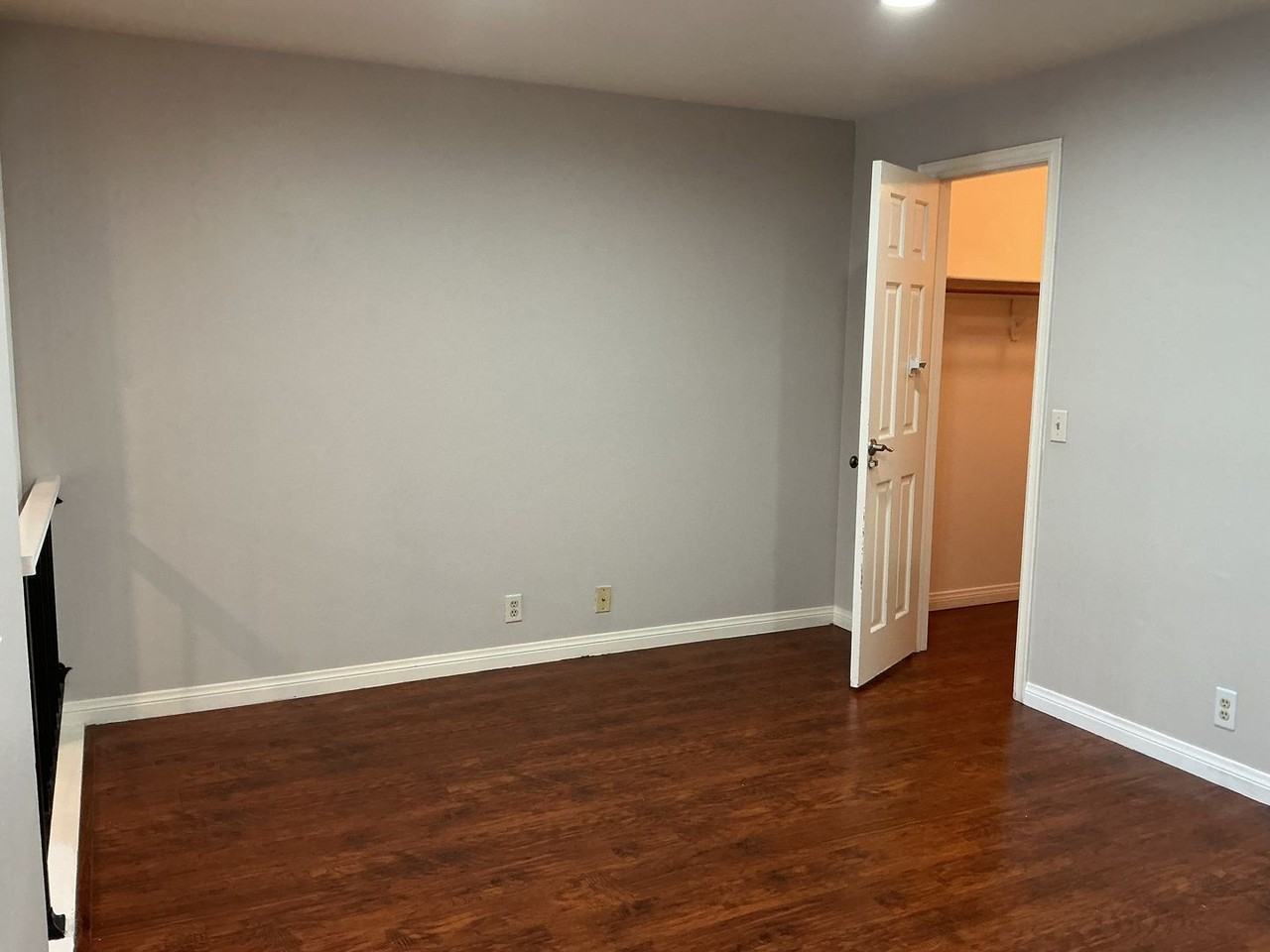 17210 Newhope St - Photo 4 of 8