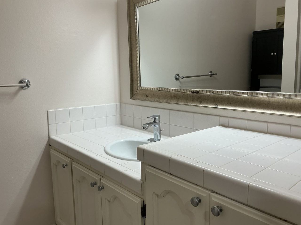 17210 Newhope St - Photo 6 of 8