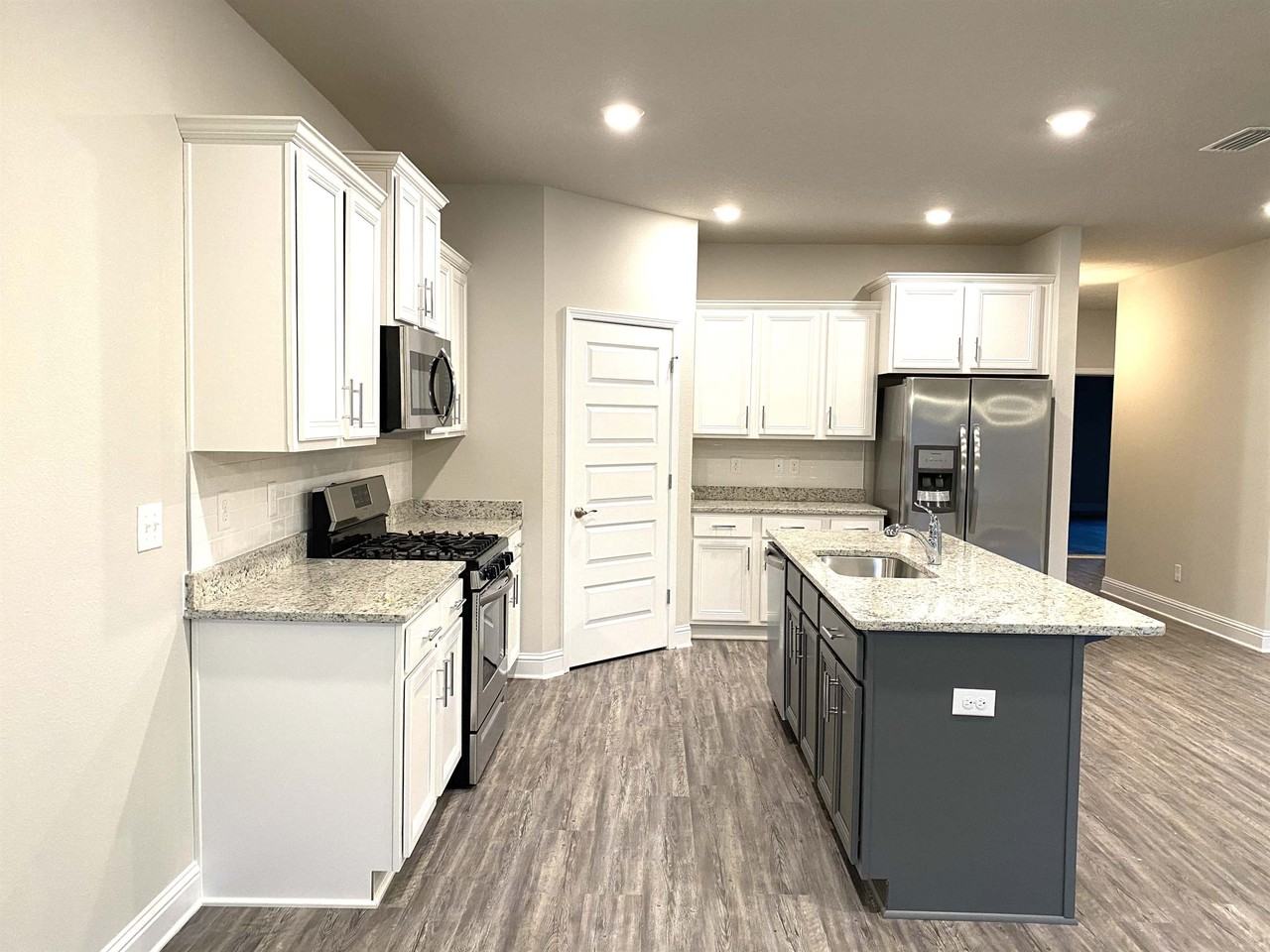 8563 Rosefield Dr N #1 - Photo 4 of 18