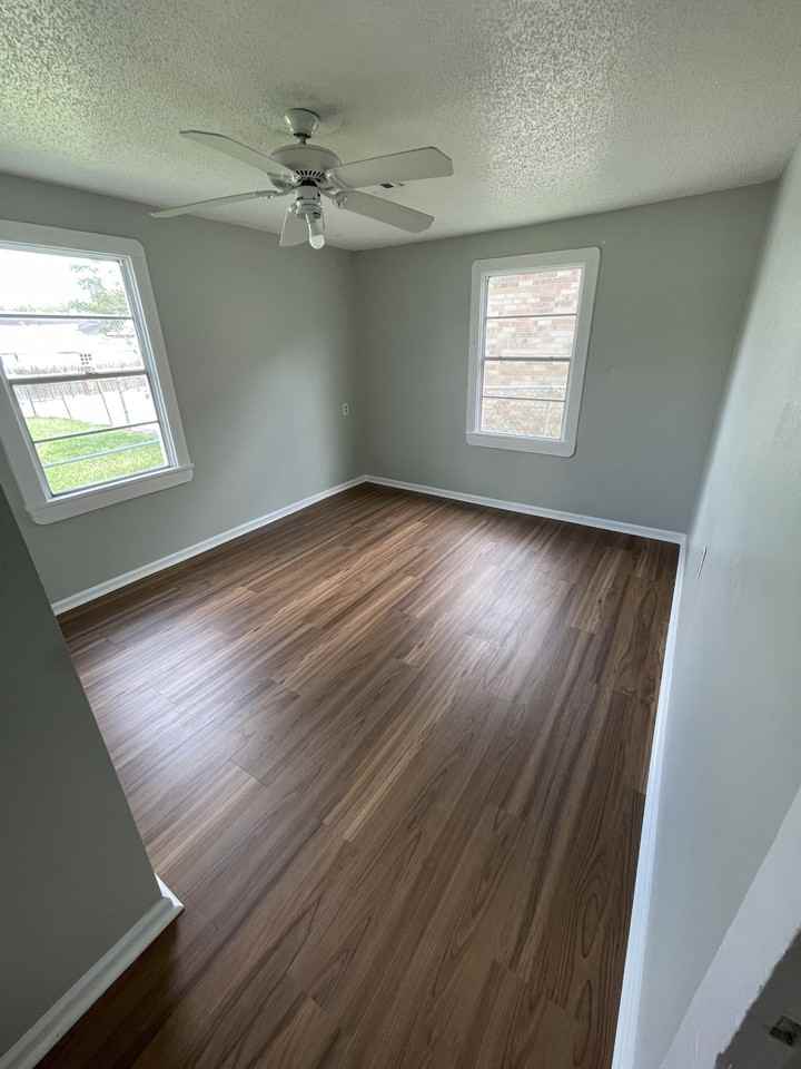 2107 Montesquieu St #2107 - Photo 5 of 10