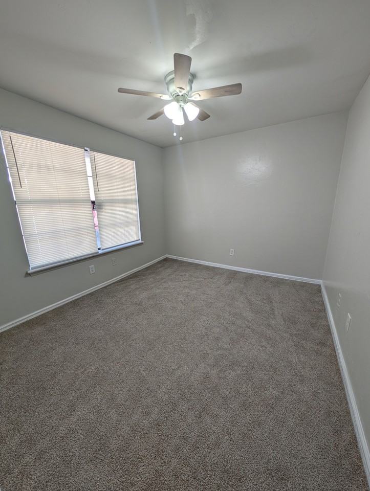 2350 Horne AvenueApt 2 #2 - Photo 5 of 7