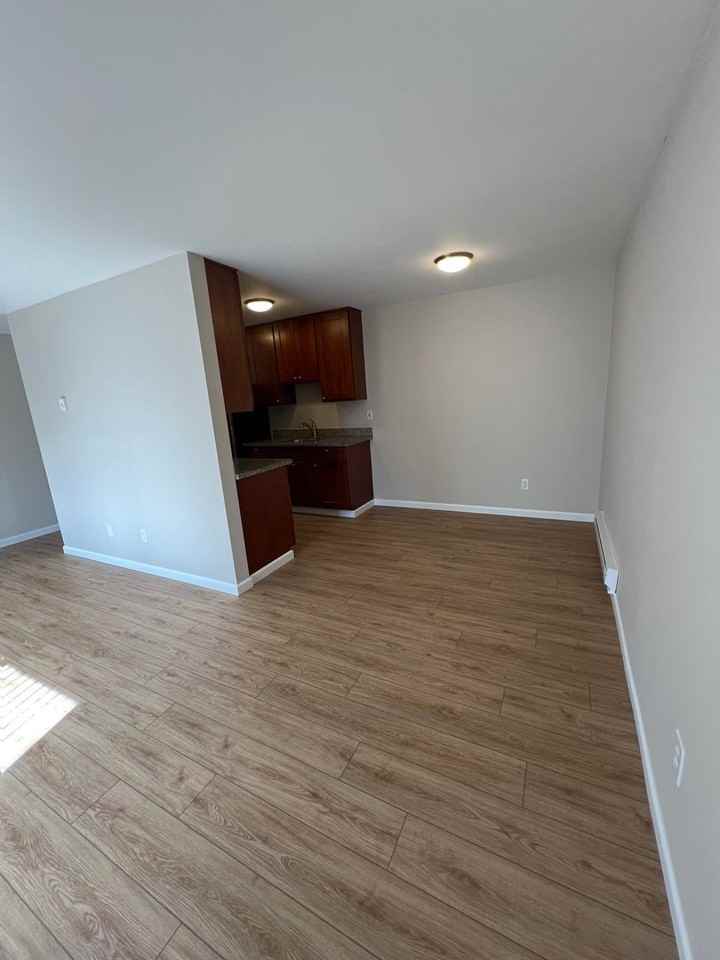 3326 Lombard Ave #3 - Photo 5 of 10