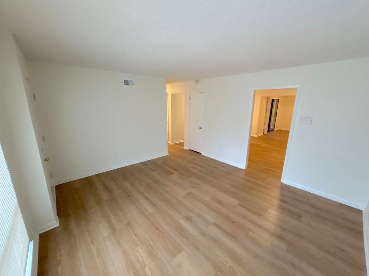 1885 Dessa Dr - Photo 7 of 15