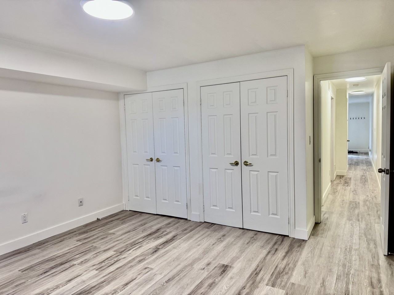 918 St Clarens Ave - Photo 3 of 11