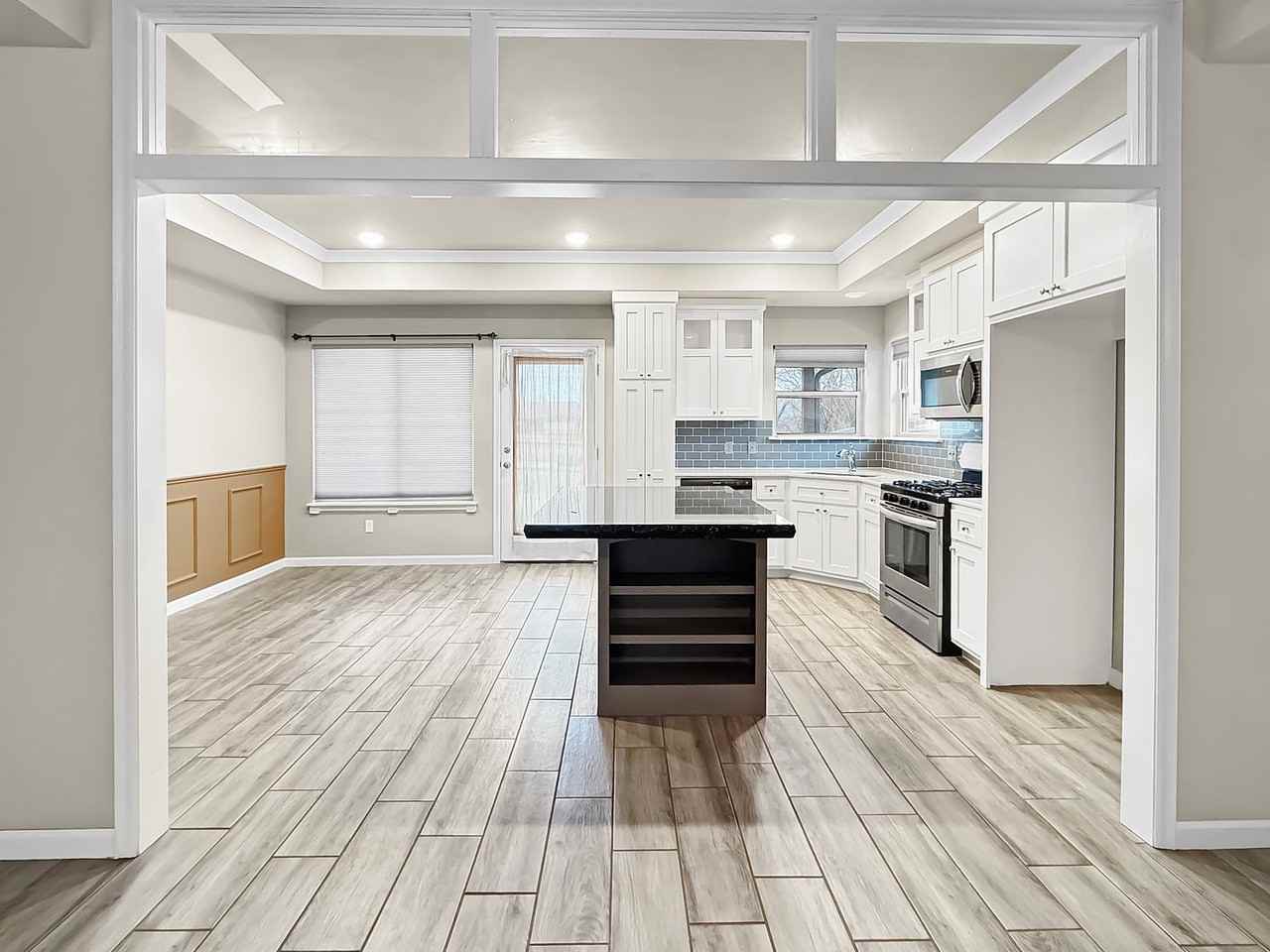 5030 N 35th St - Photo 5 of 18