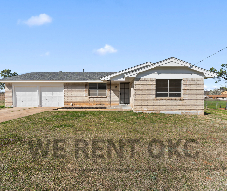 16391 Lynn St #1 - Photo 3 of 35