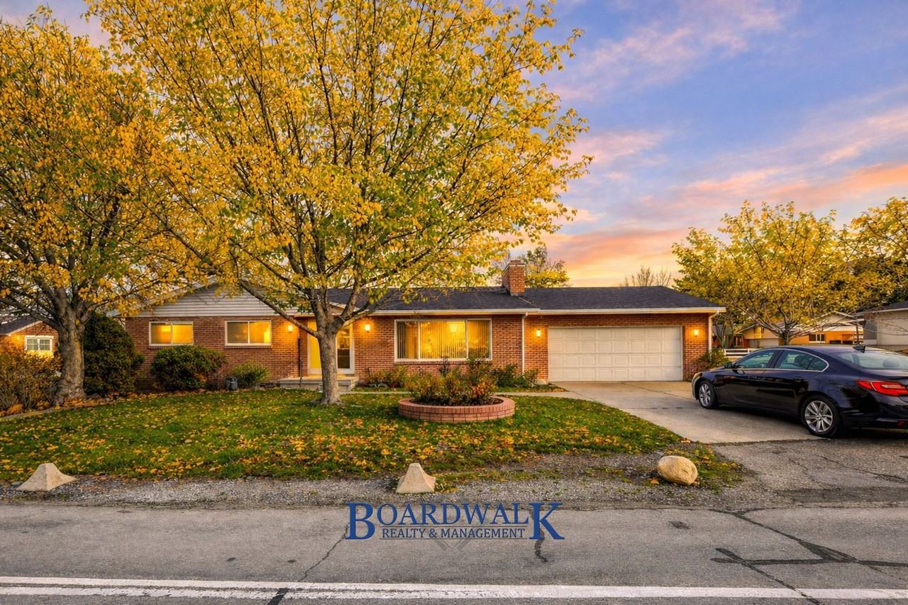2127 E Evergreen Ave - Photo 3 of 32