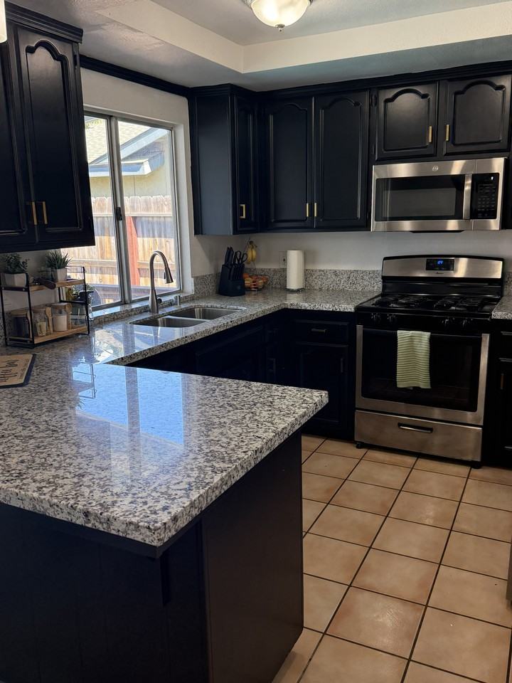 4610 W Feemster Ave #1 - Photo 5 of 27