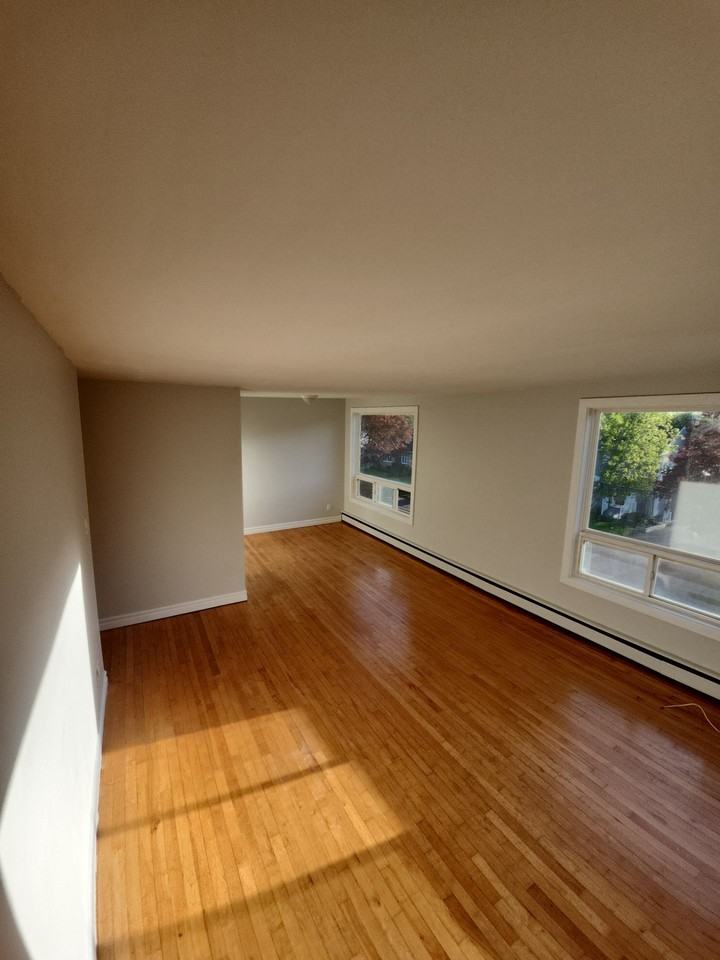 47 Park St #8 - Photo 2 of 10