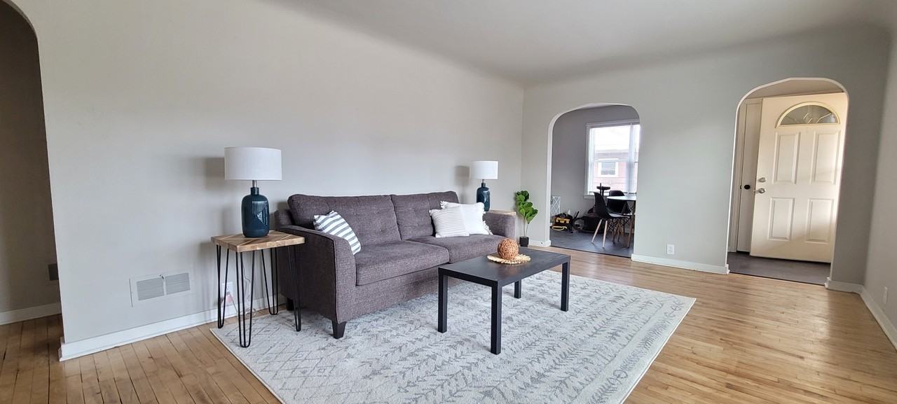 2724 Stanley St #1 - Photo 3 of 10