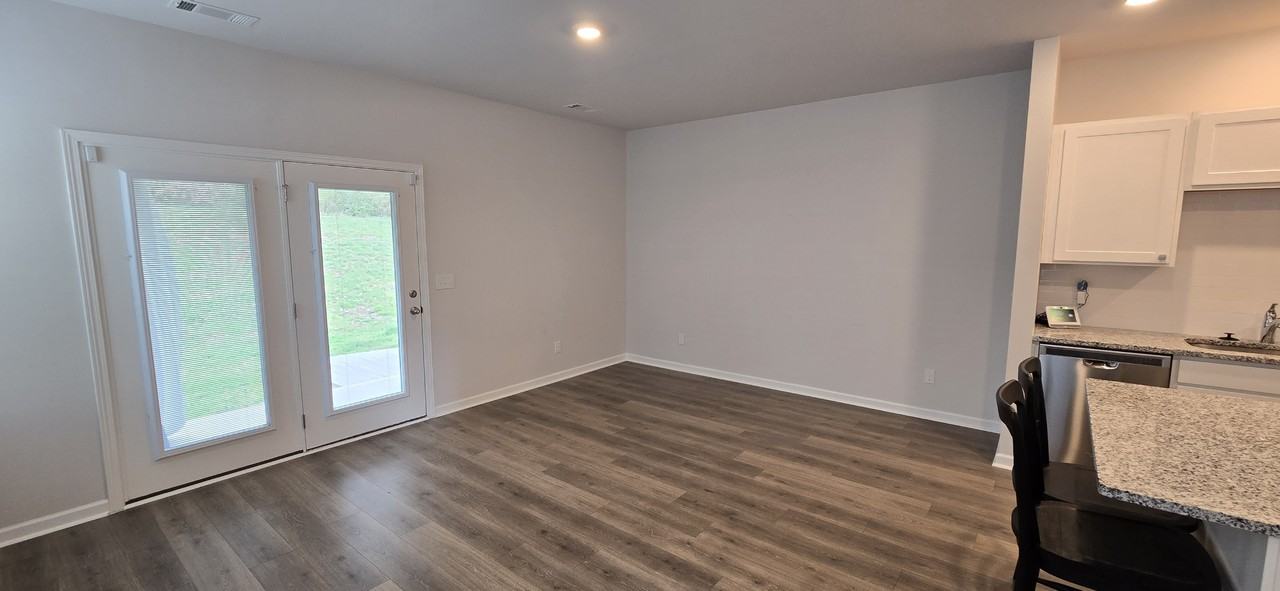 1230 Mason Dl #1 - Photo 2 of 10