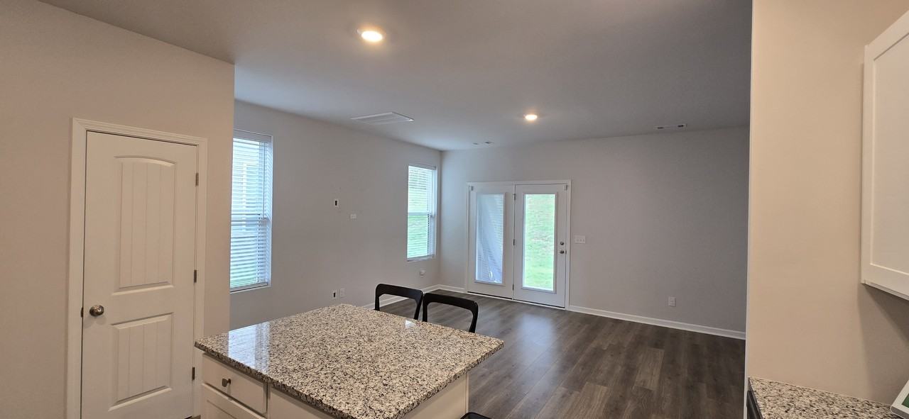 1230 Mason Dl #1 - Photo 3 of 10