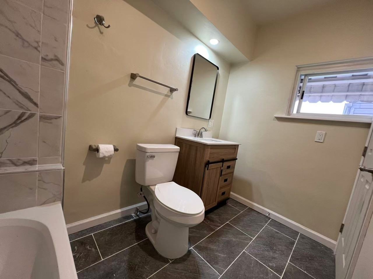 39 S 13th St #1 - Photo 2 of 33