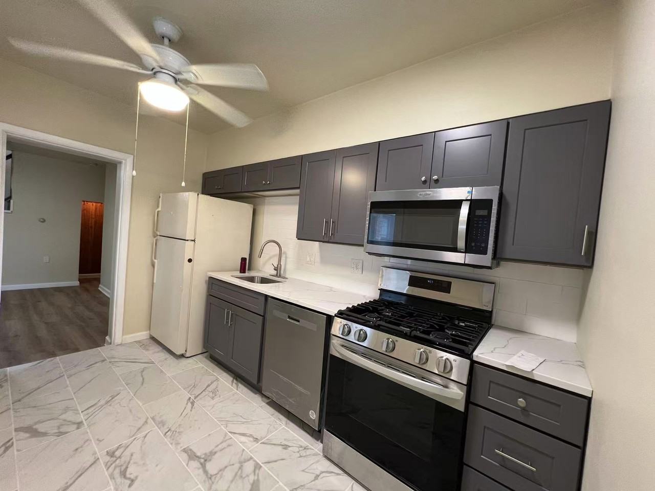 39 S 13th St #1 - Photo 3 of 33