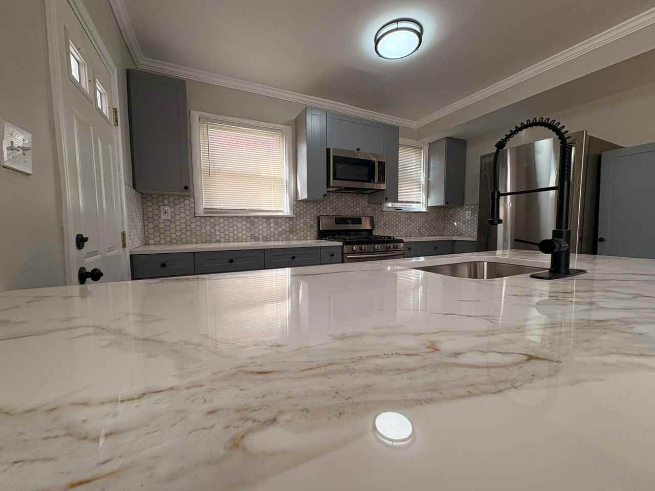 1529 Argonne Dr #1 - Photo 6 of 21