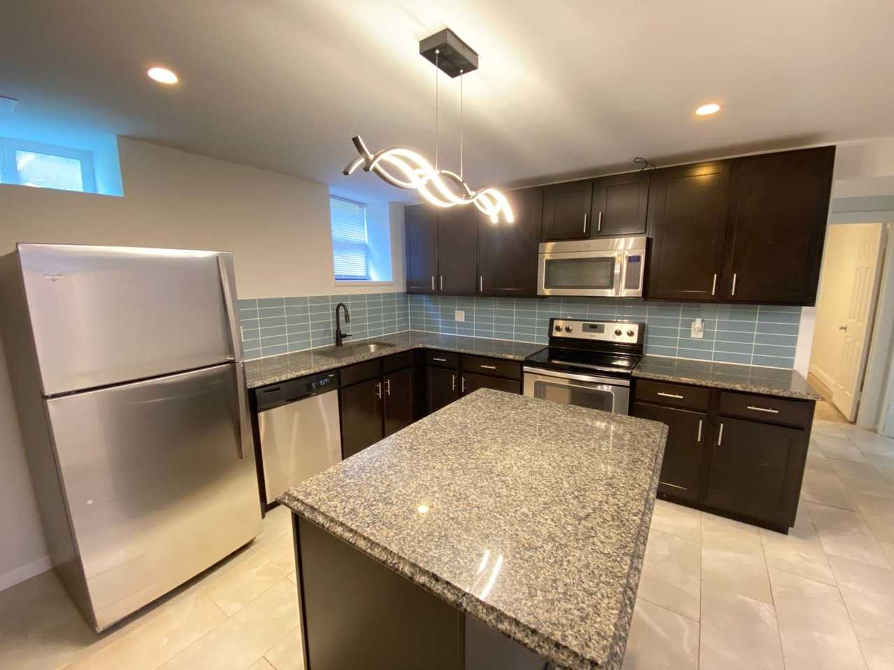 Dennison Ave 877 NCR - Photo 6 of 30