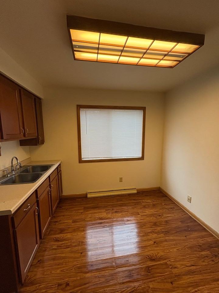 630 Otter Ave - Photo 3 of 10