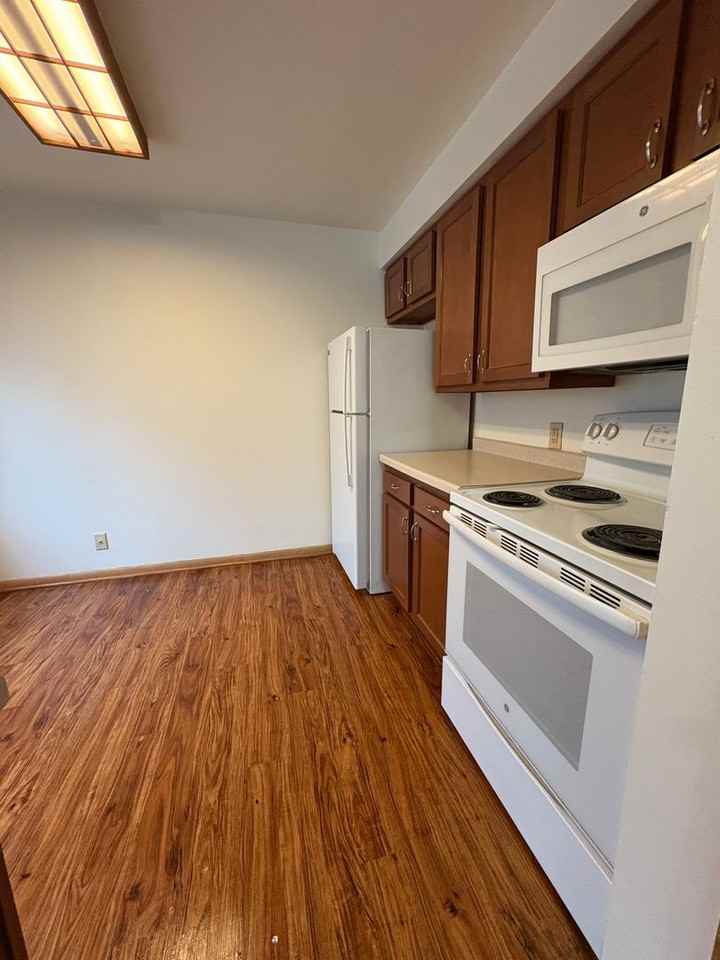 630 Otter Ave - Photo 4 of 10