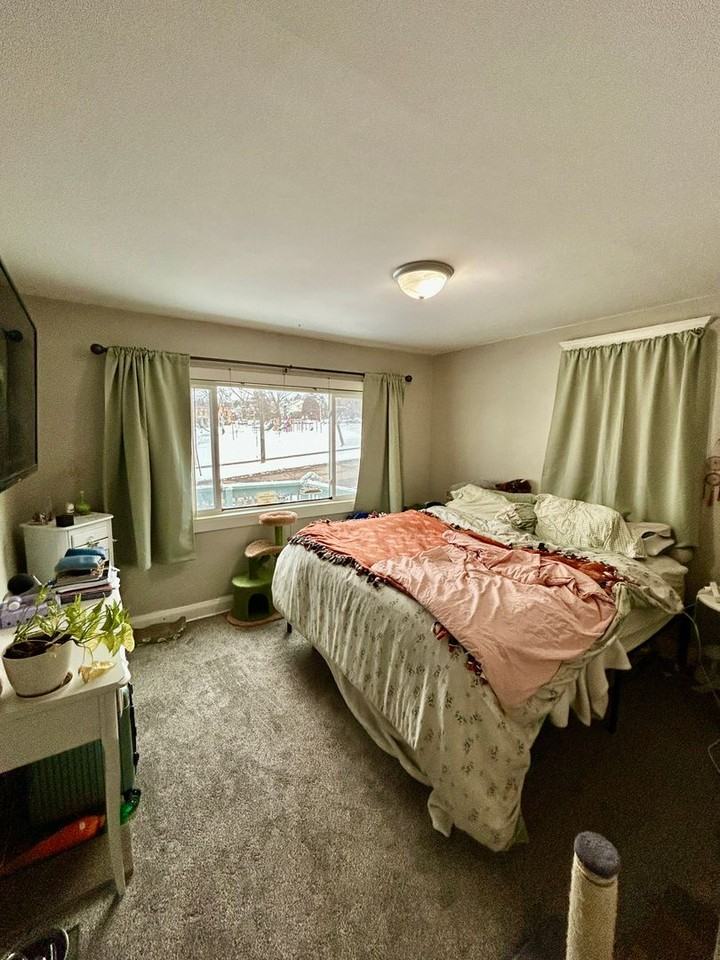 412 N 11th Ave E #1 - Photo 3 of 11