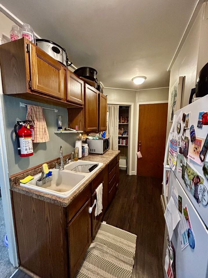 412 N 11th Ave E #1 - Photo 7 of 11