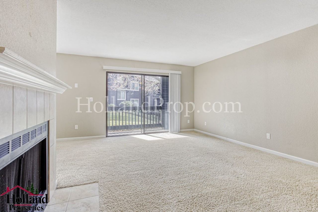 9490 Sw 146th Ter #R4 - Photo 6 of 18